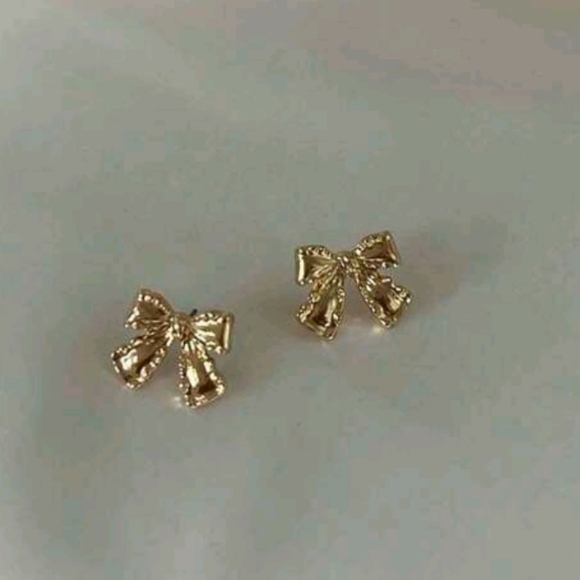 Golden bow earrings - Picture 2 of 2